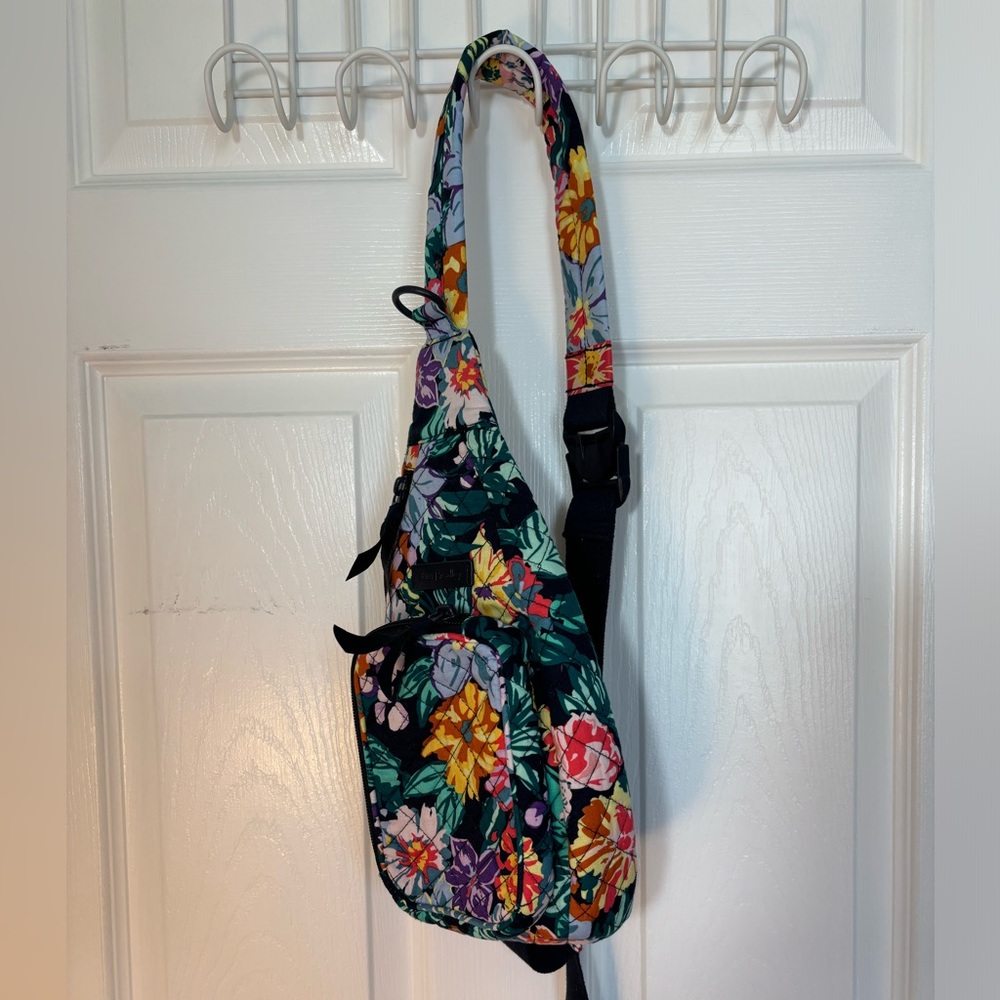 Vera Bradley Mini Sling bag in Happy Blooms